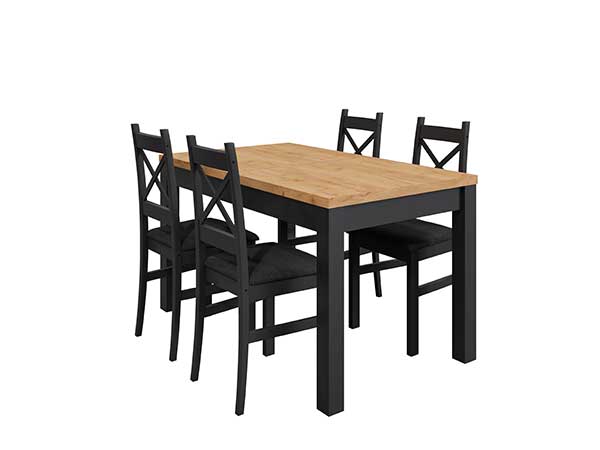 Stół do jadalni z czarnymi krzesłami